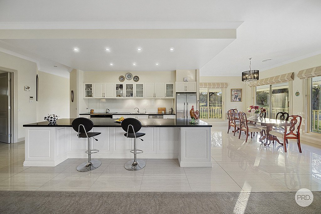 3 Whyte Lane SHELBOURNE 5