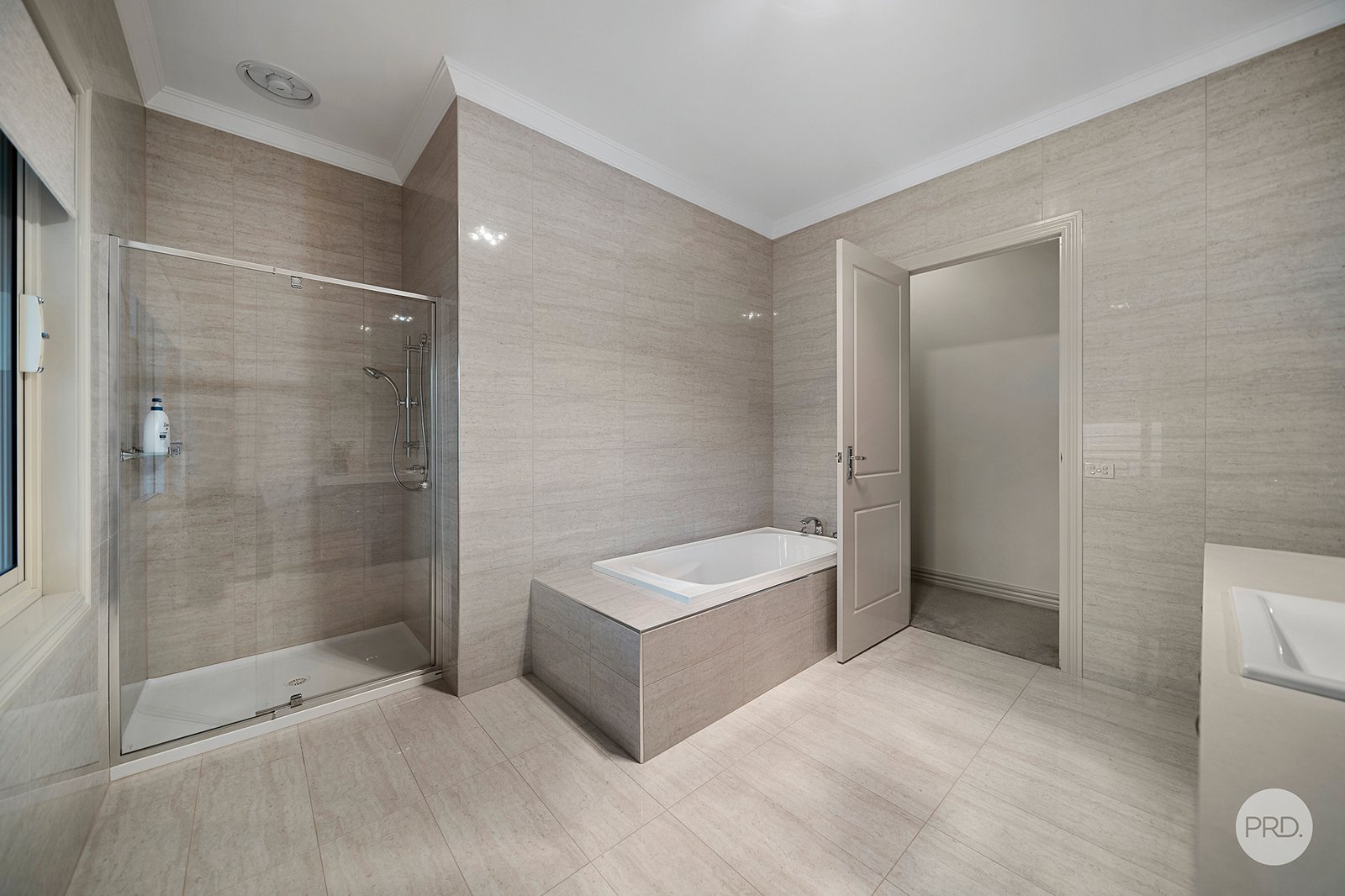 3 Whyte Lane SHELBOURNE 16