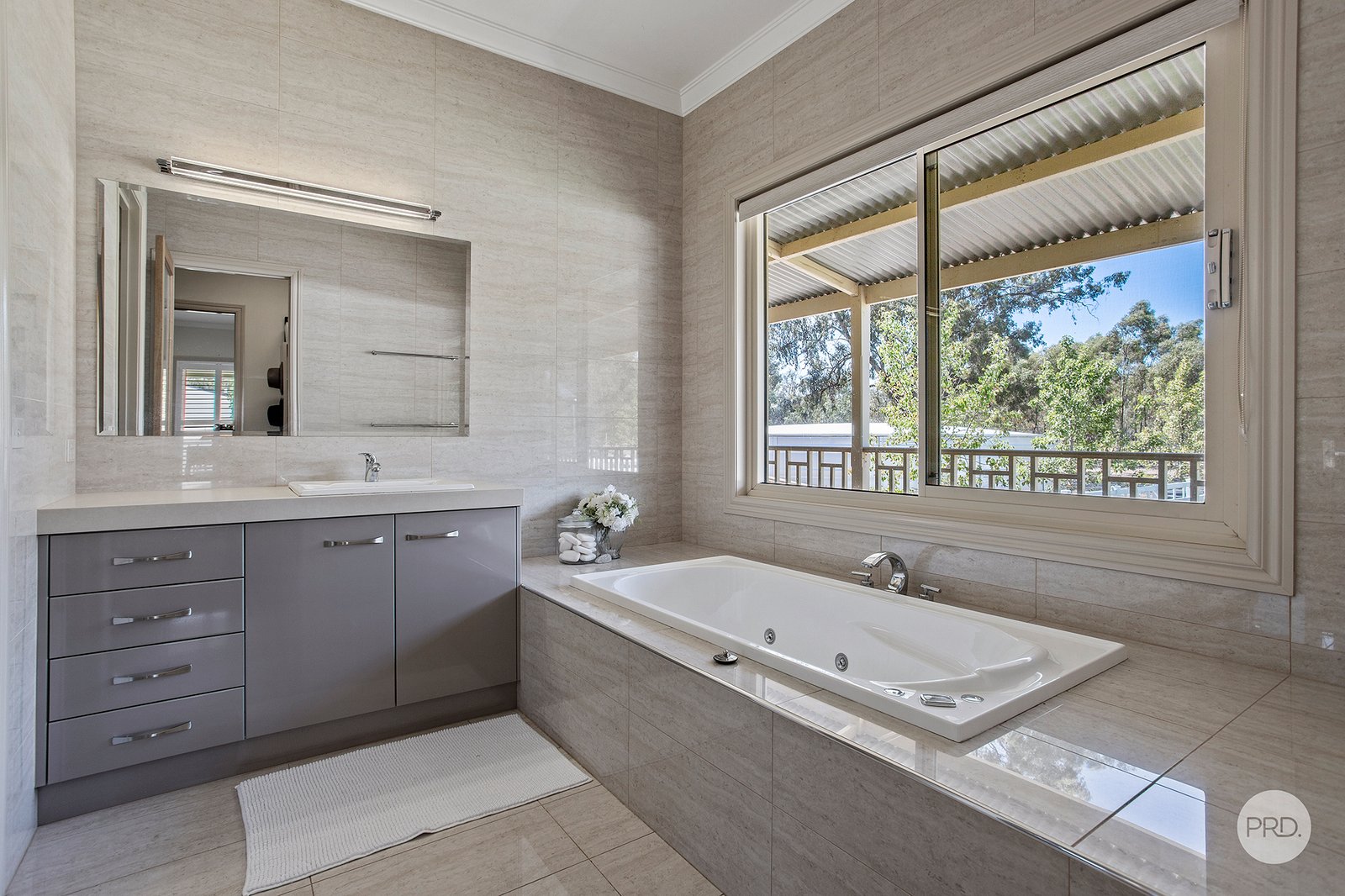 3 Whyte Lane SHELBOURNE 13