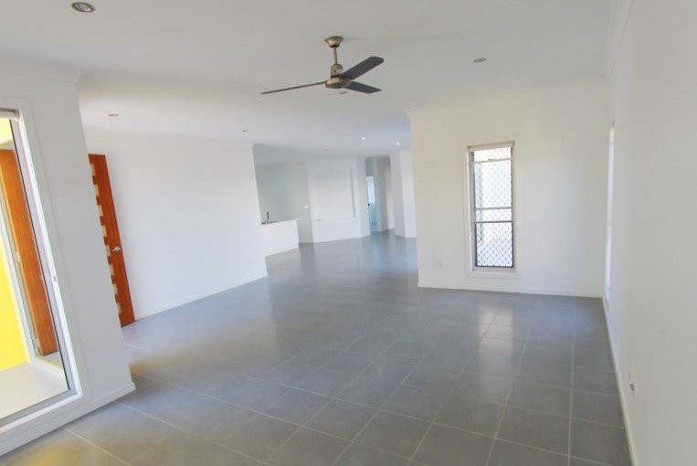 3 WINDJANA Court KIRKWOOD 4