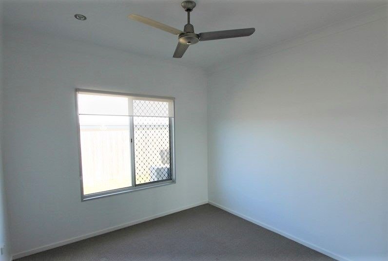 3 WINDJANA Court KIRKWOOD 7