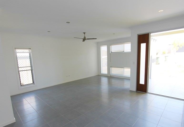 3 WINDJANA Court KIRKWOOD 8