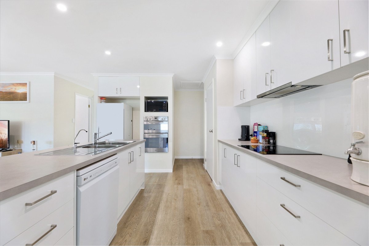 3 Wonga Street BURLEIGH HEADS 6