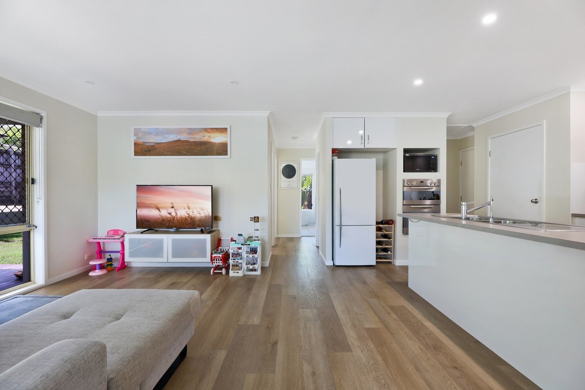 3 Wonga Street BURLEIGH HEADS 7