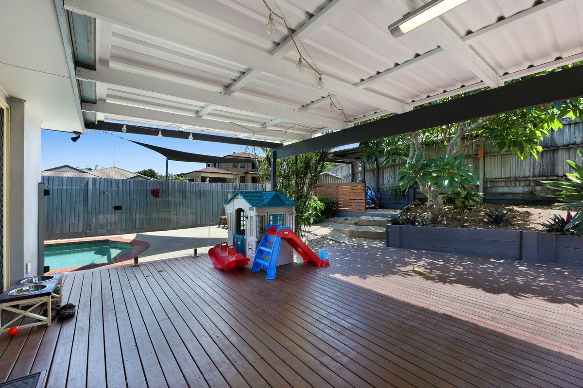 3 Wonga Street BURLEIGH HEADS 11