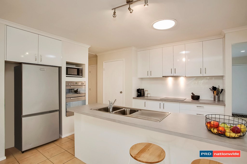3 Wonga Street BURLEIGH HEADS 3