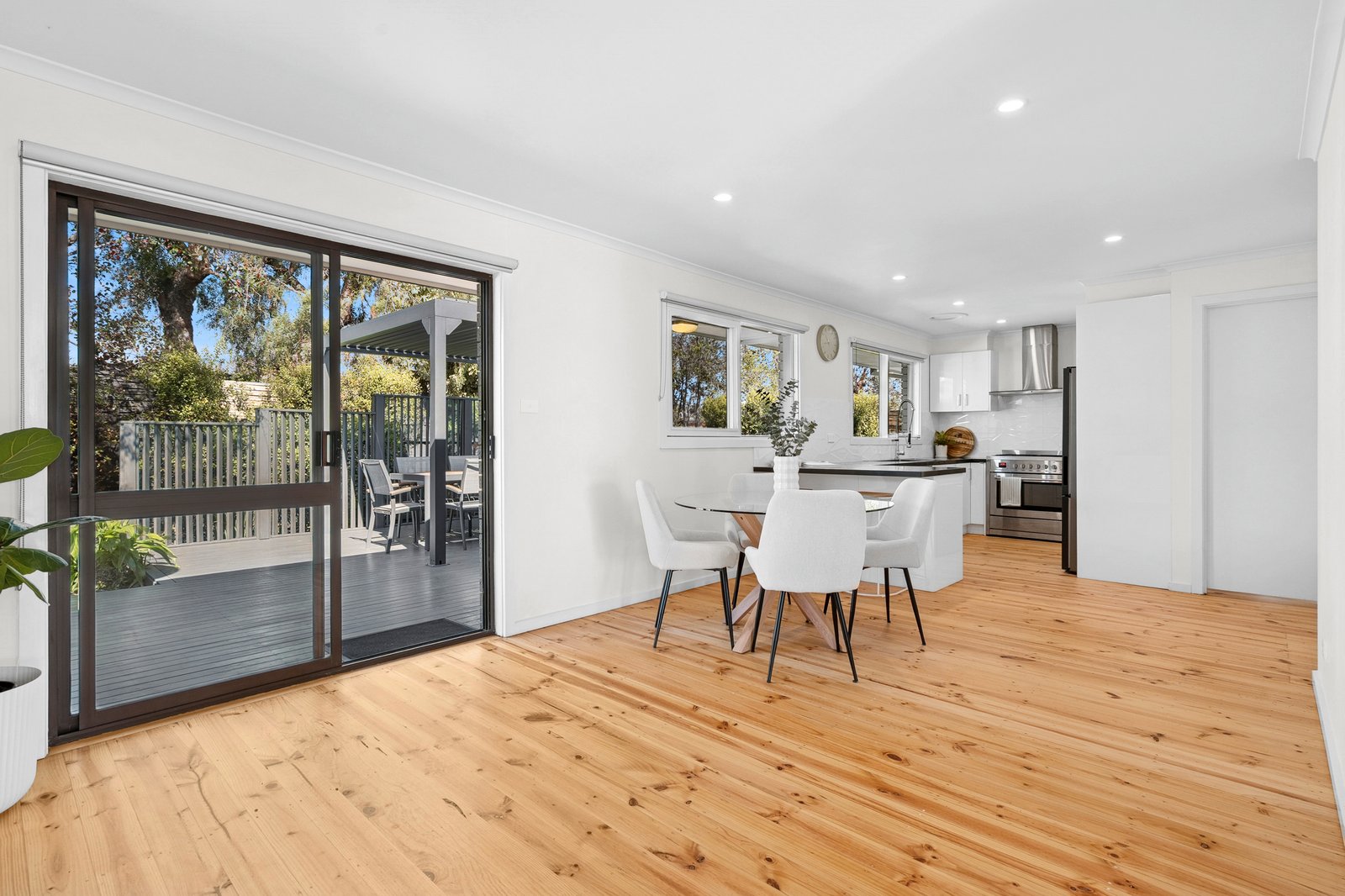Gallery: 3 Woodfern Court