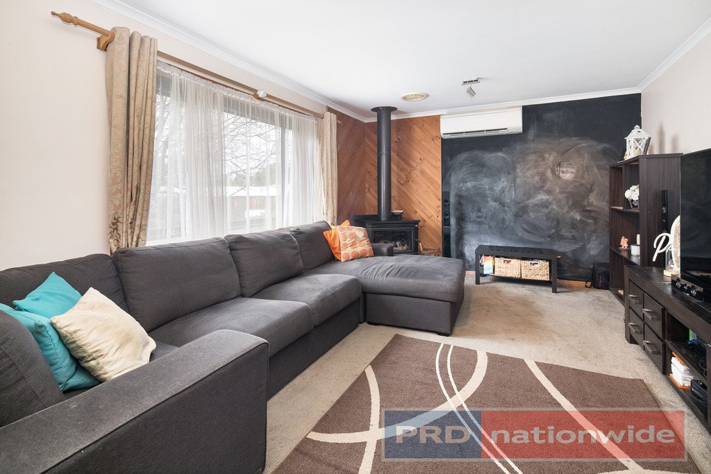 3 Woodlands Road ENFIELD 5