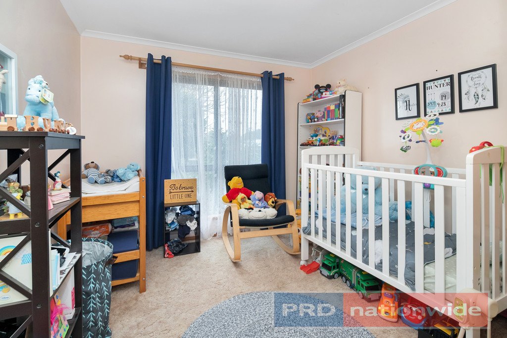 3 Woodlands Road ENFIELD 9