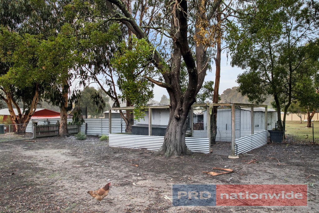 3 Woodlands Road ENFIELD 13