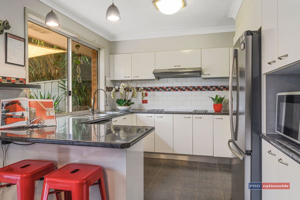 3 Woodswallow Close BOAMBEE EAST 6