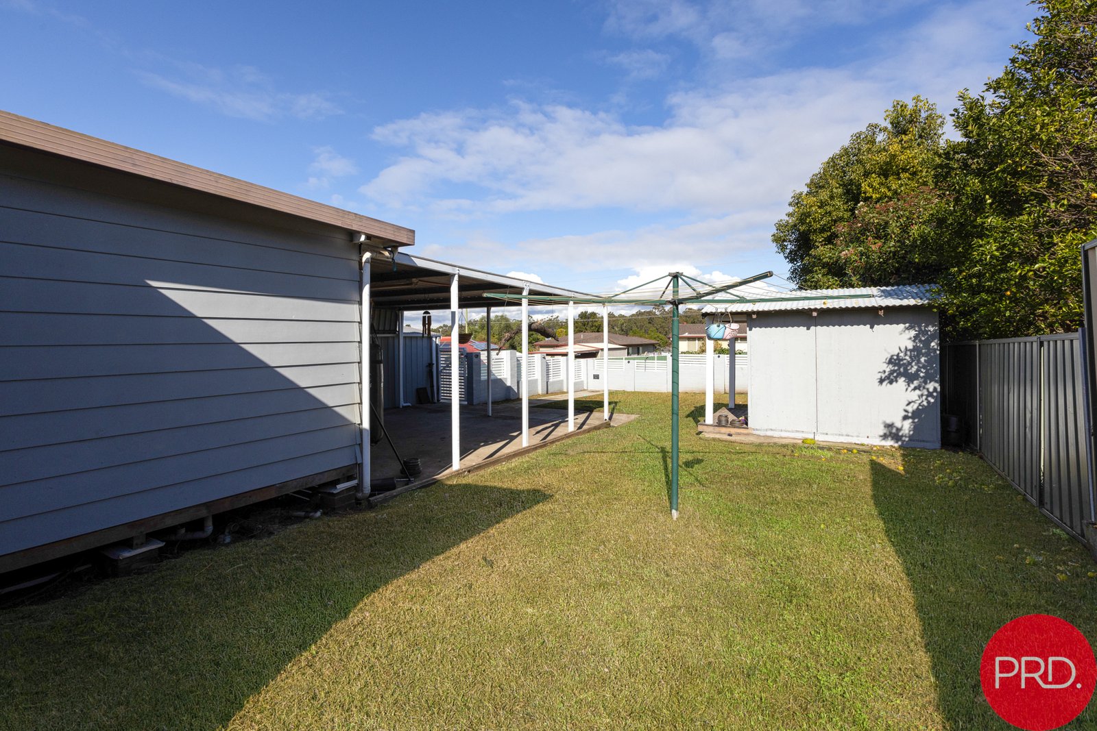 3 Wren Close THORNTON 25