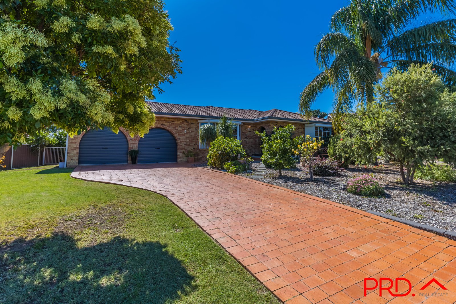 3 Yaraan Place TAMWORTH 1