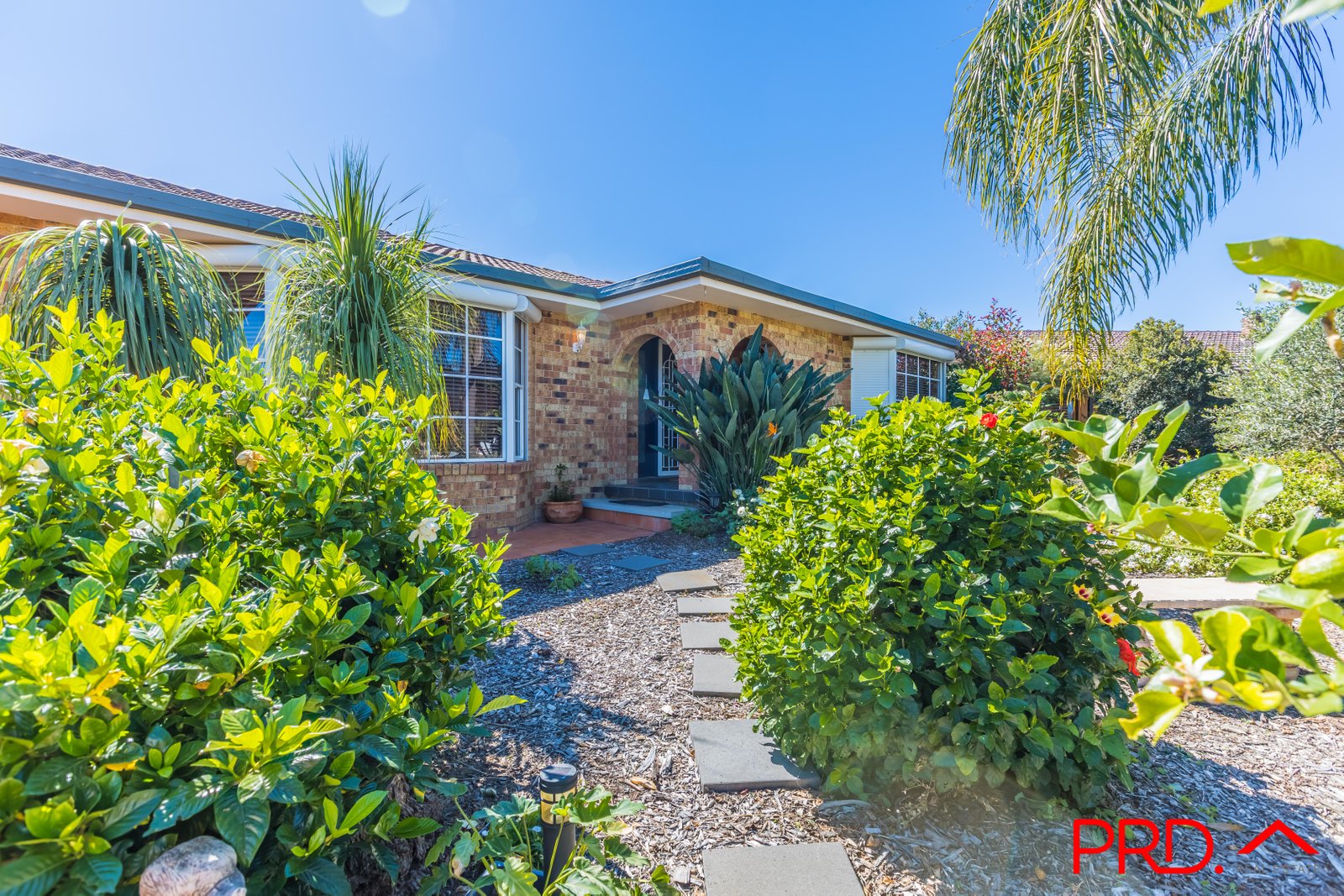 3 Yaraan Place TAMWORTH 2