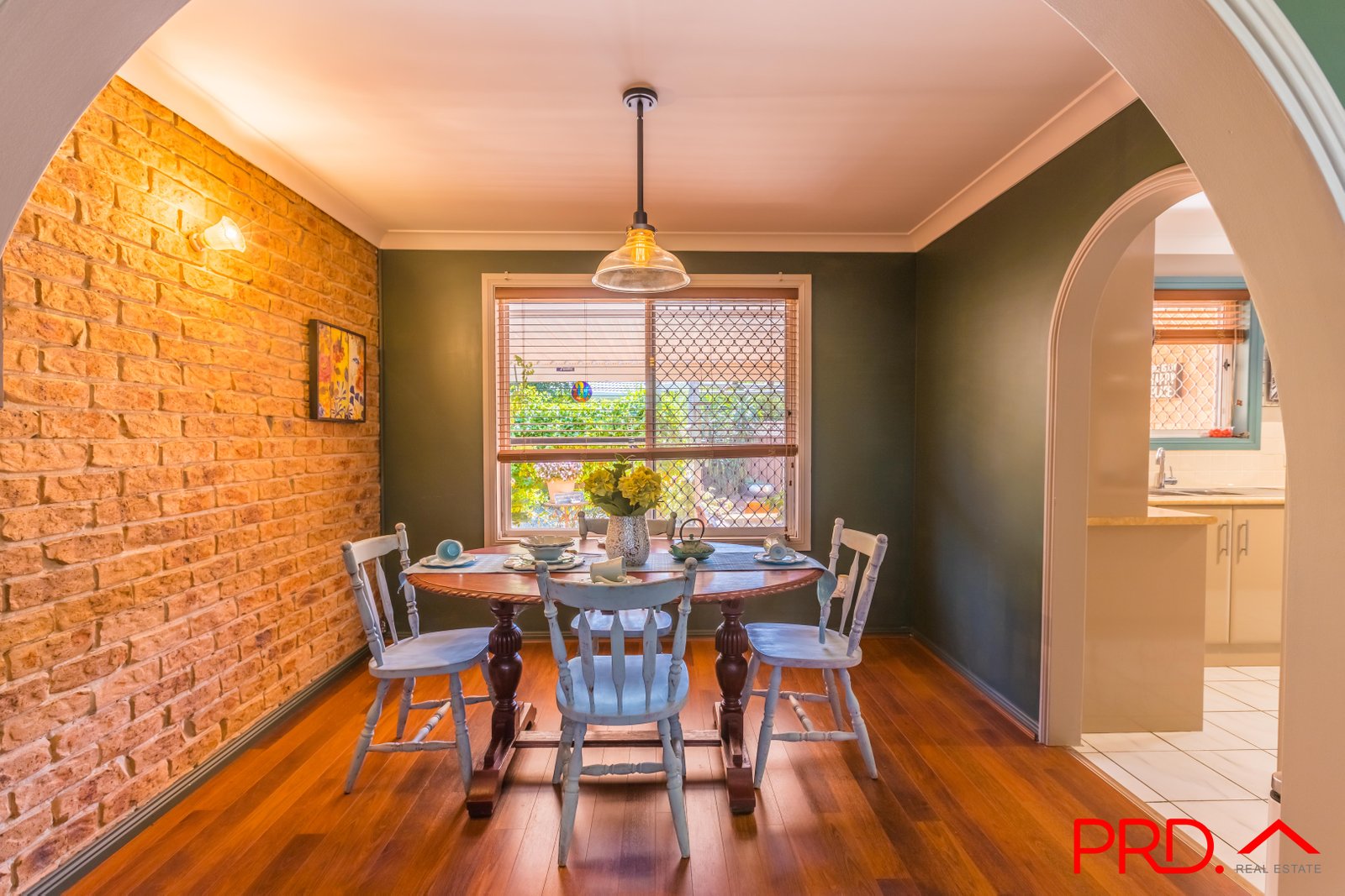 3 Yaraan Place TAMWORTH 4