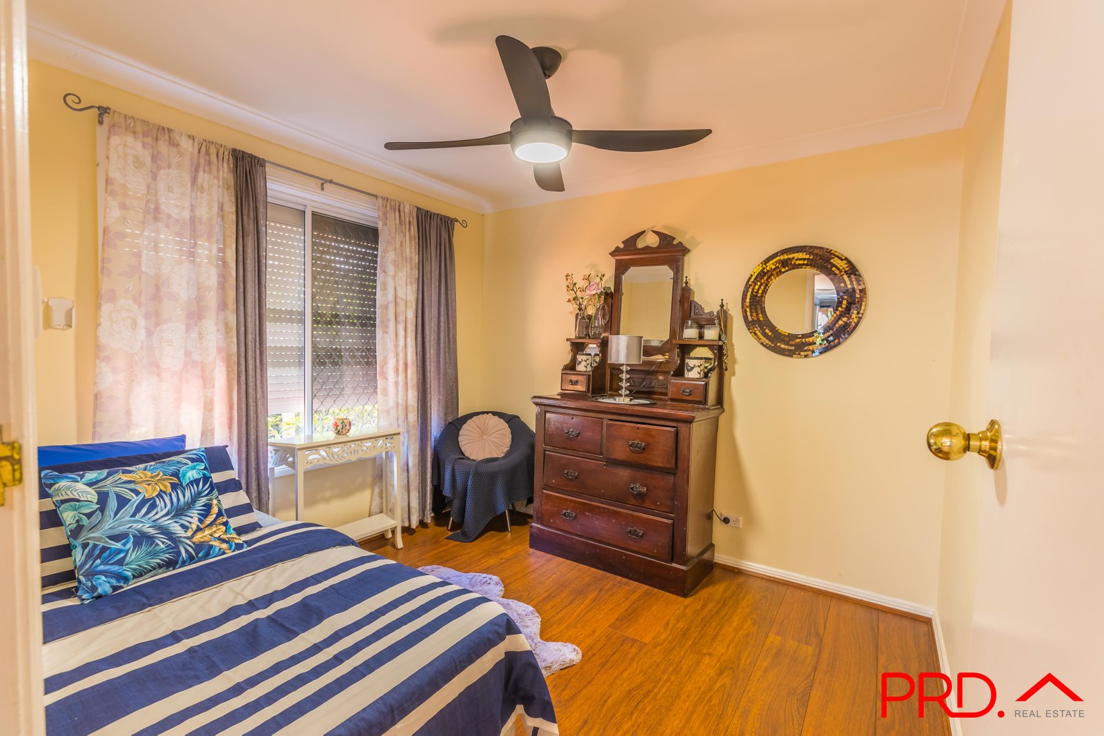 3 Yaraan Place TAMWORTH 8