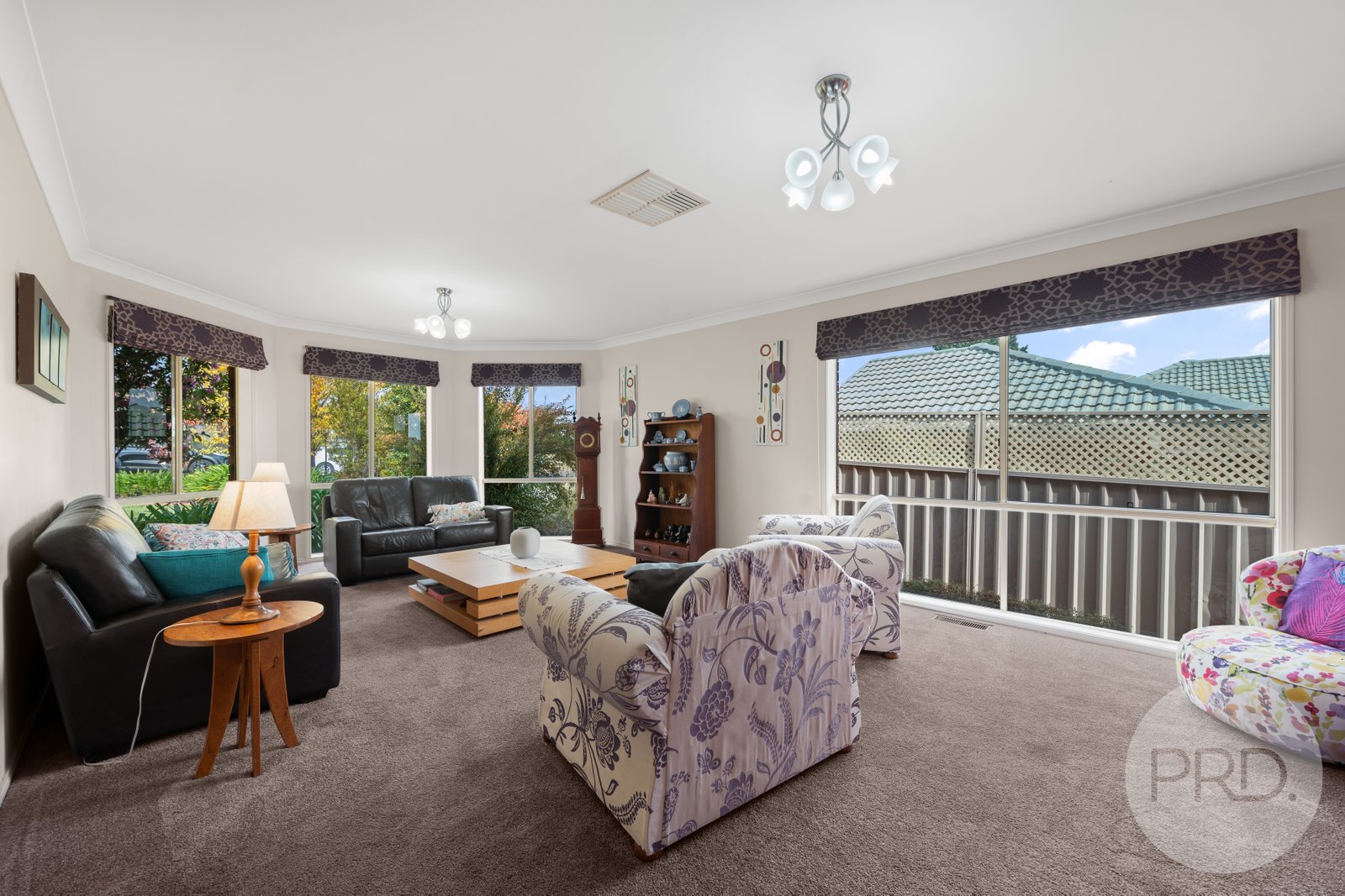 3 Yarrawah Crescent BOURKELANDS 7