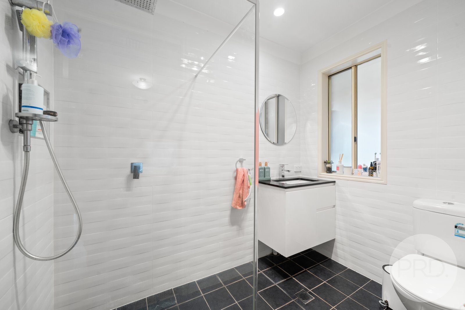 3 Yarrawah Crescent BOURKELANDS 9