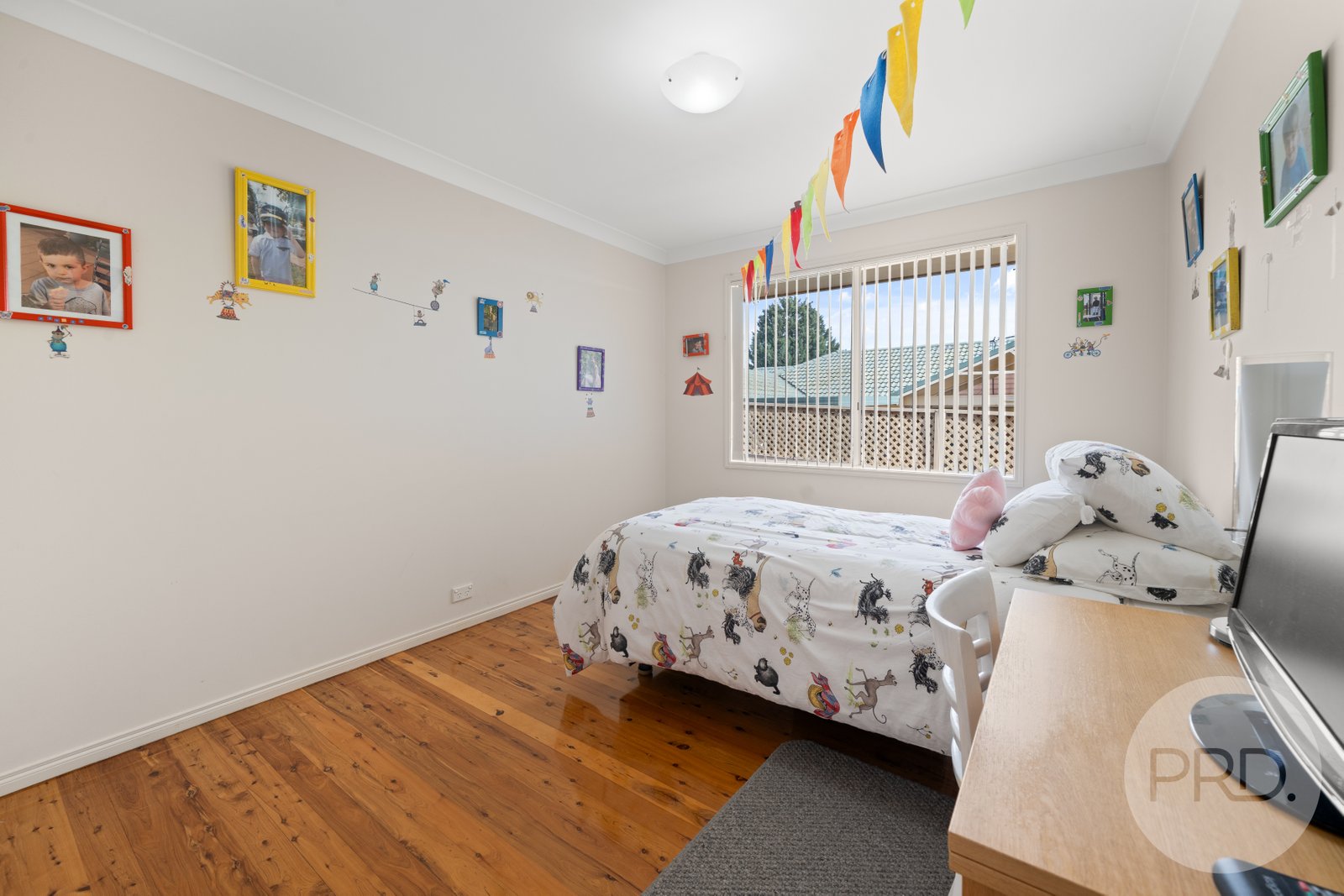 3 Yarrawah Crescent BOURKELANDS 10