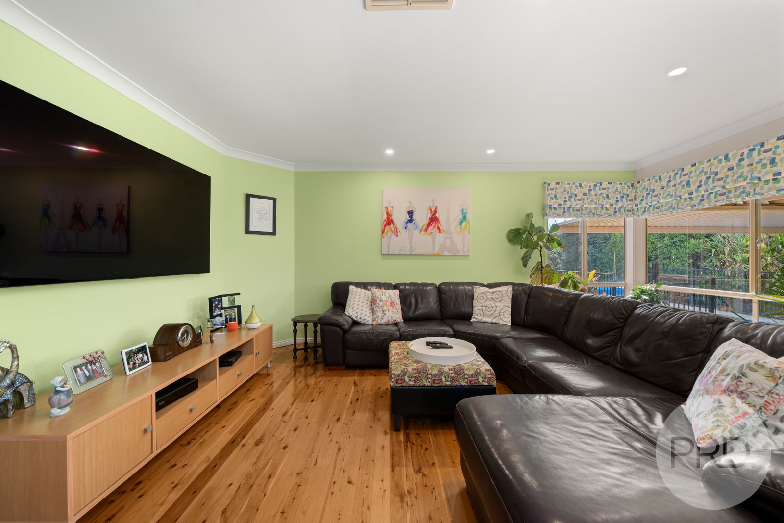 3 Yarrawah Crescent BOURKELANDS 14