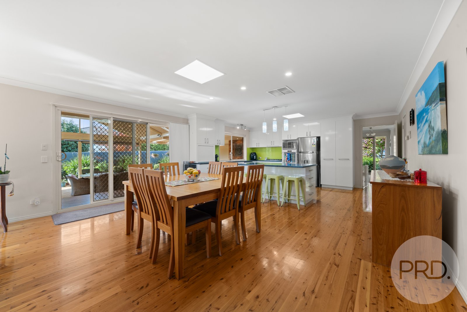 3 Yarrawah Crescent BOURKELANDS 16