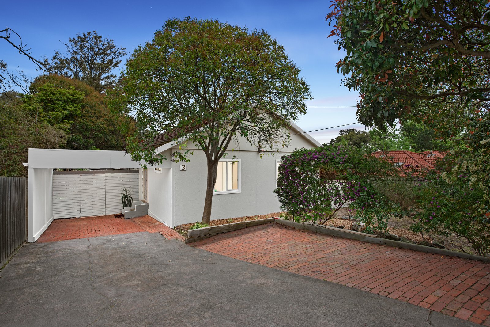 Gallery: 3 Yarrinup Avenue