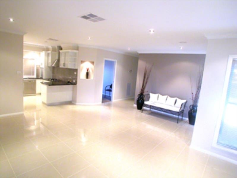 3 Yoogali Street GLENFIELD PARK 3