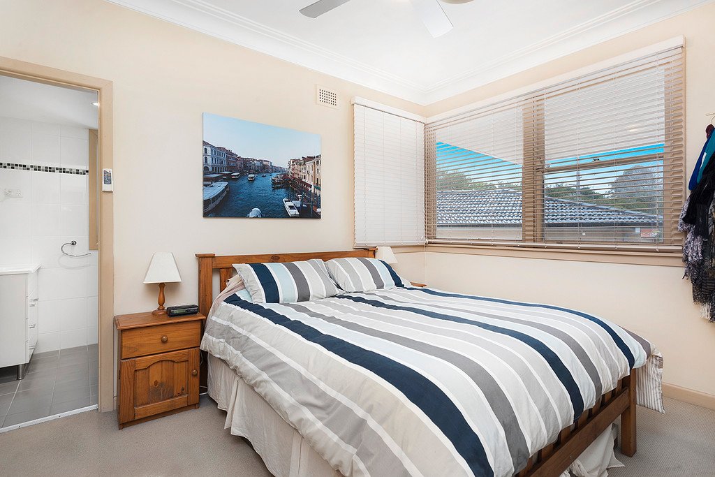 3 Young Place SOUTH HURSTVILLE 10