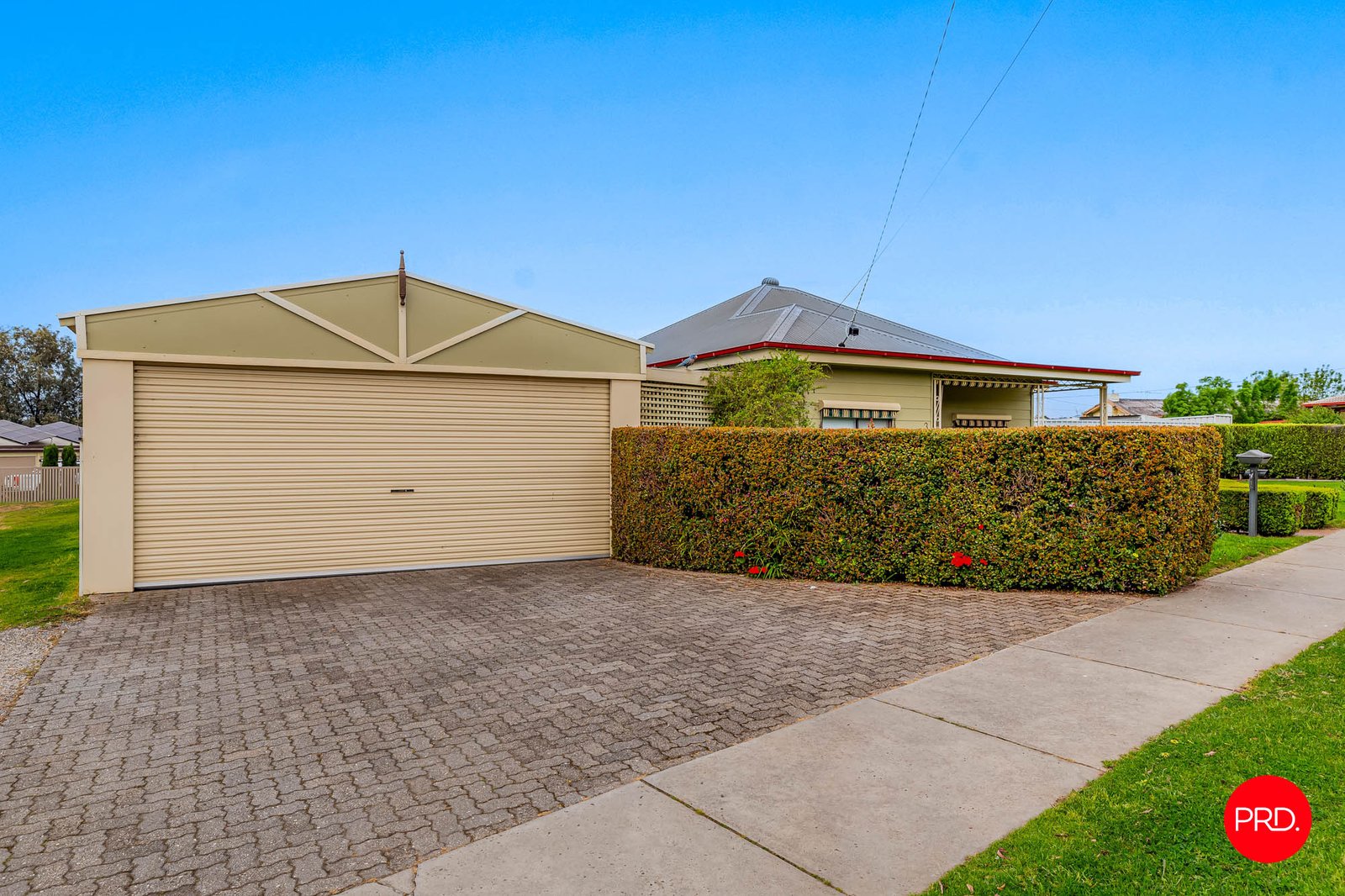 3 Young Street GOLDEN SQUARE 15