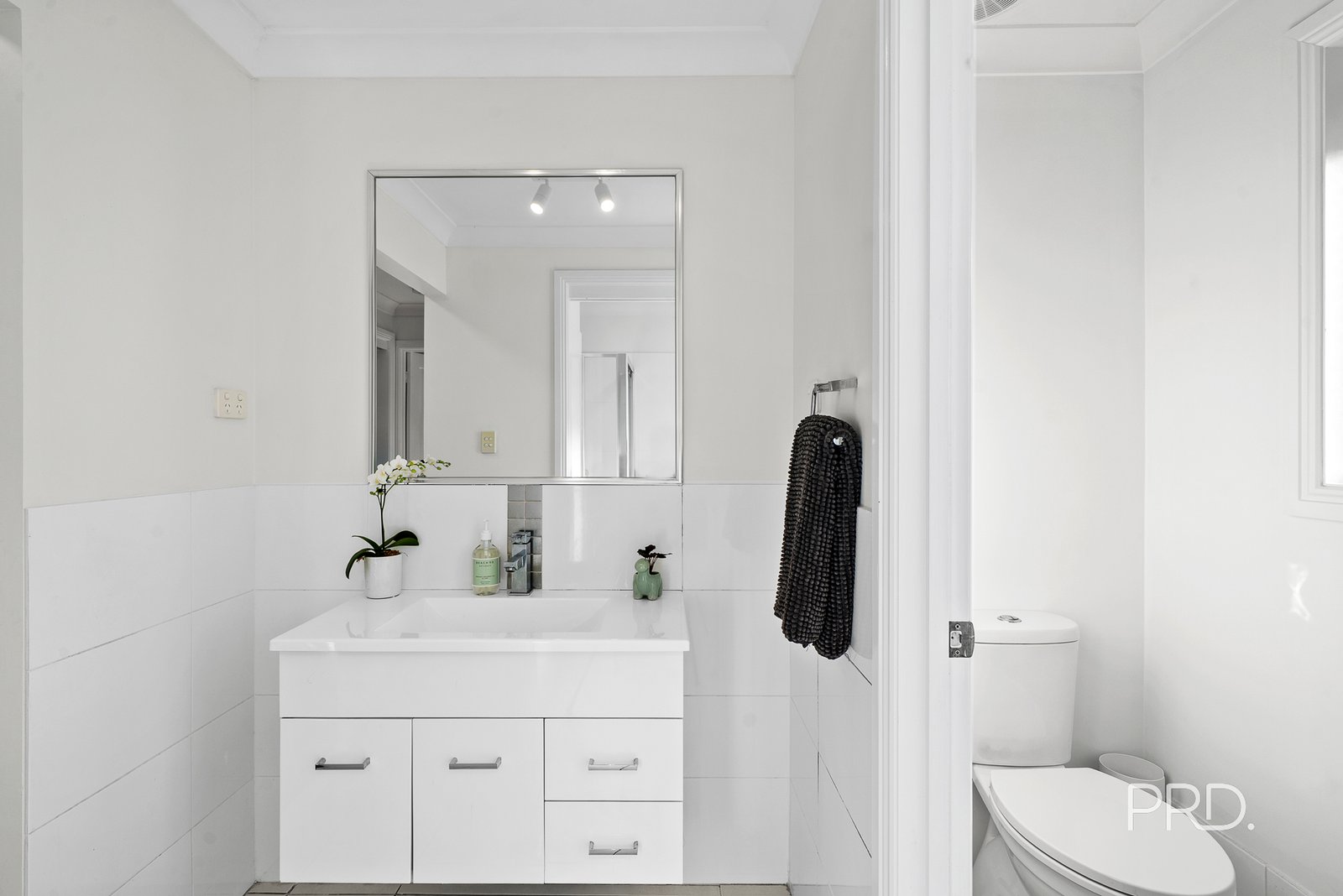 3 Yulong Street GLENFIELD PARK 11