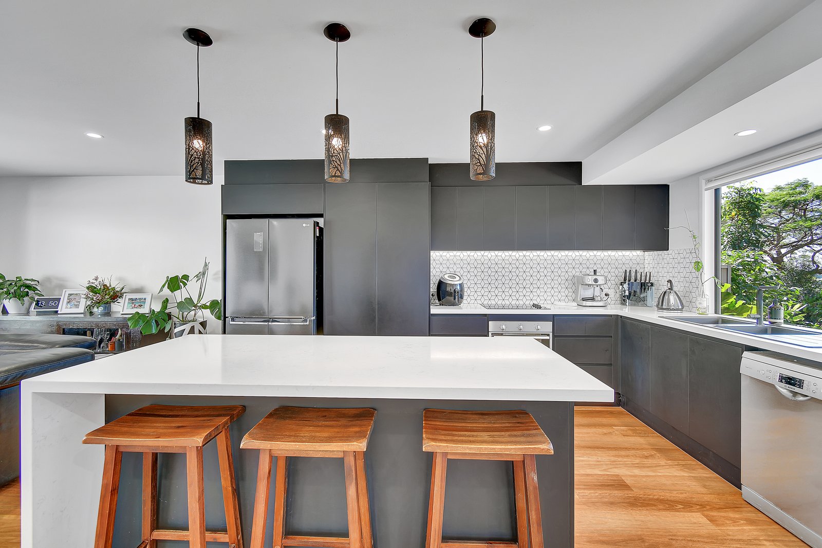 3 Yvonne Crescent BILAMBIL HEIGHTS 3