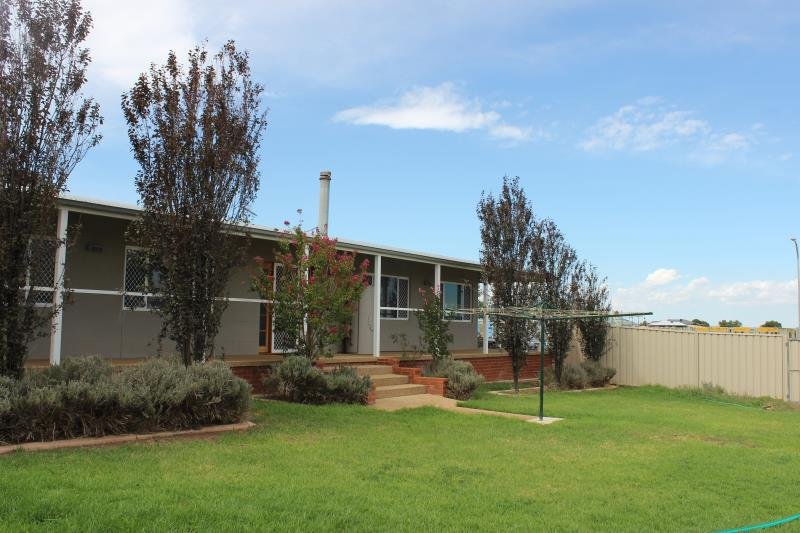 3 Zara Place GOBBAGOMBALIN 8