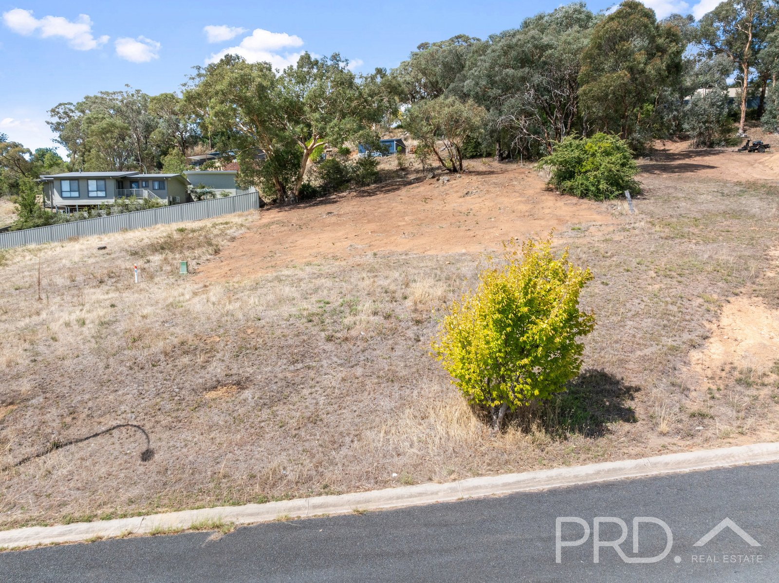 30 & 32 Booral Avenue TUMUT 14