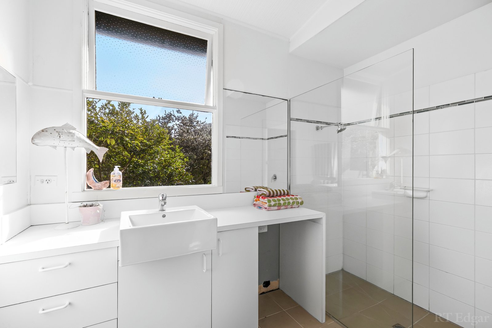 Real Estate and Property in 30 Alexander Crescent, Point Lonsdale, VIC