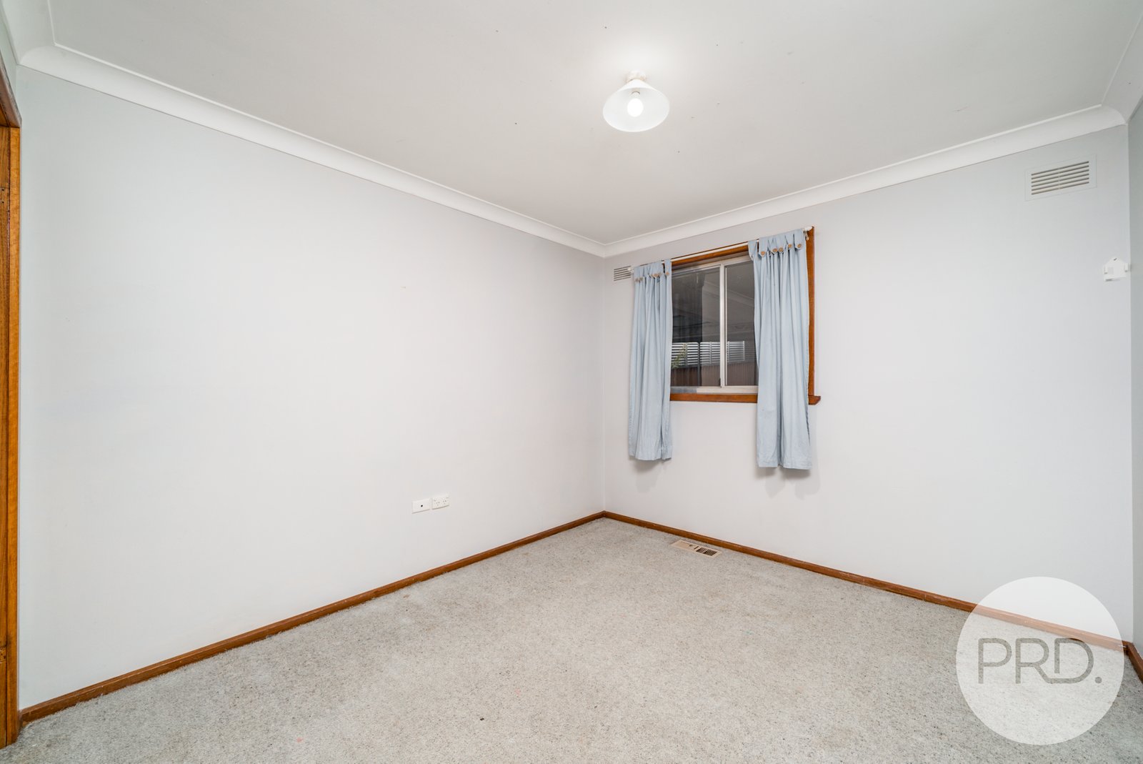 30 Alexander Street ASHMONT 5