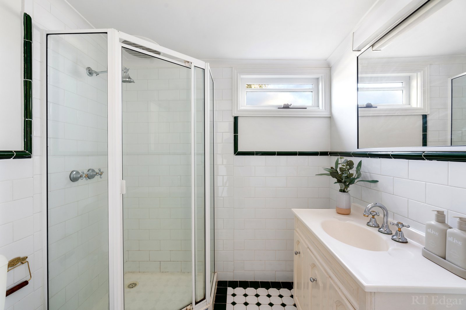 Real Estate and Property in 30 Alexander Street, Collingwood, VIC