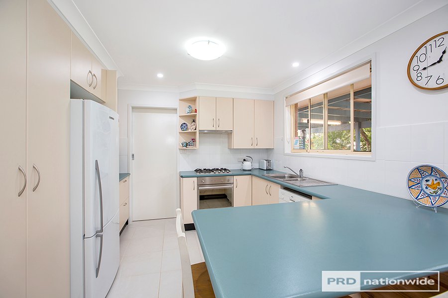 30 Allawah Street TAMWORTH 5