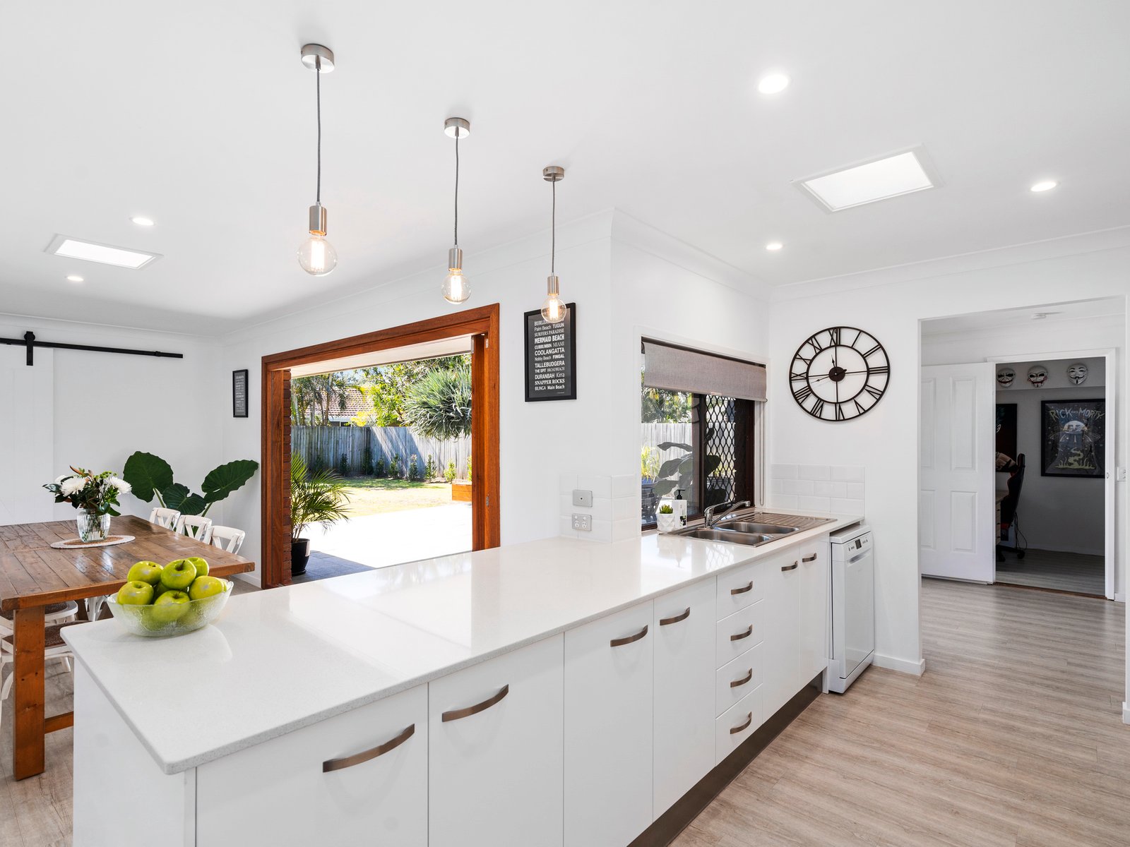 30 Avocado Street ELANORA 4