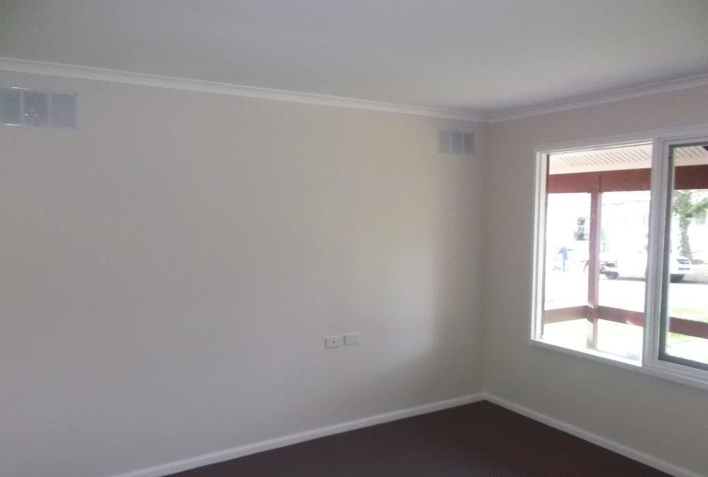 30 Banksia Crescent TUMUT 5