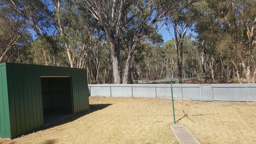 30 Banksia Crescent TUMUT 10