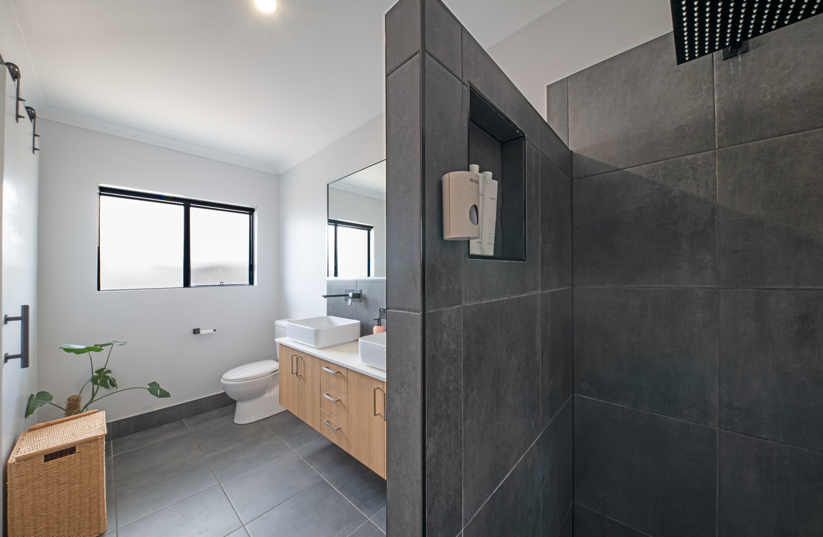 30 Beames Crescent CANNON VALLEY 8