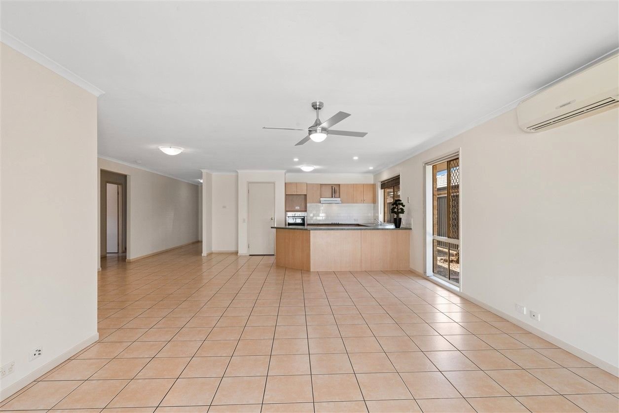 30 Beresford Circuit BRACKEN RIDGE 16