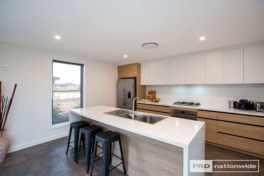 30 Bluebell Way TAMWORTH 5