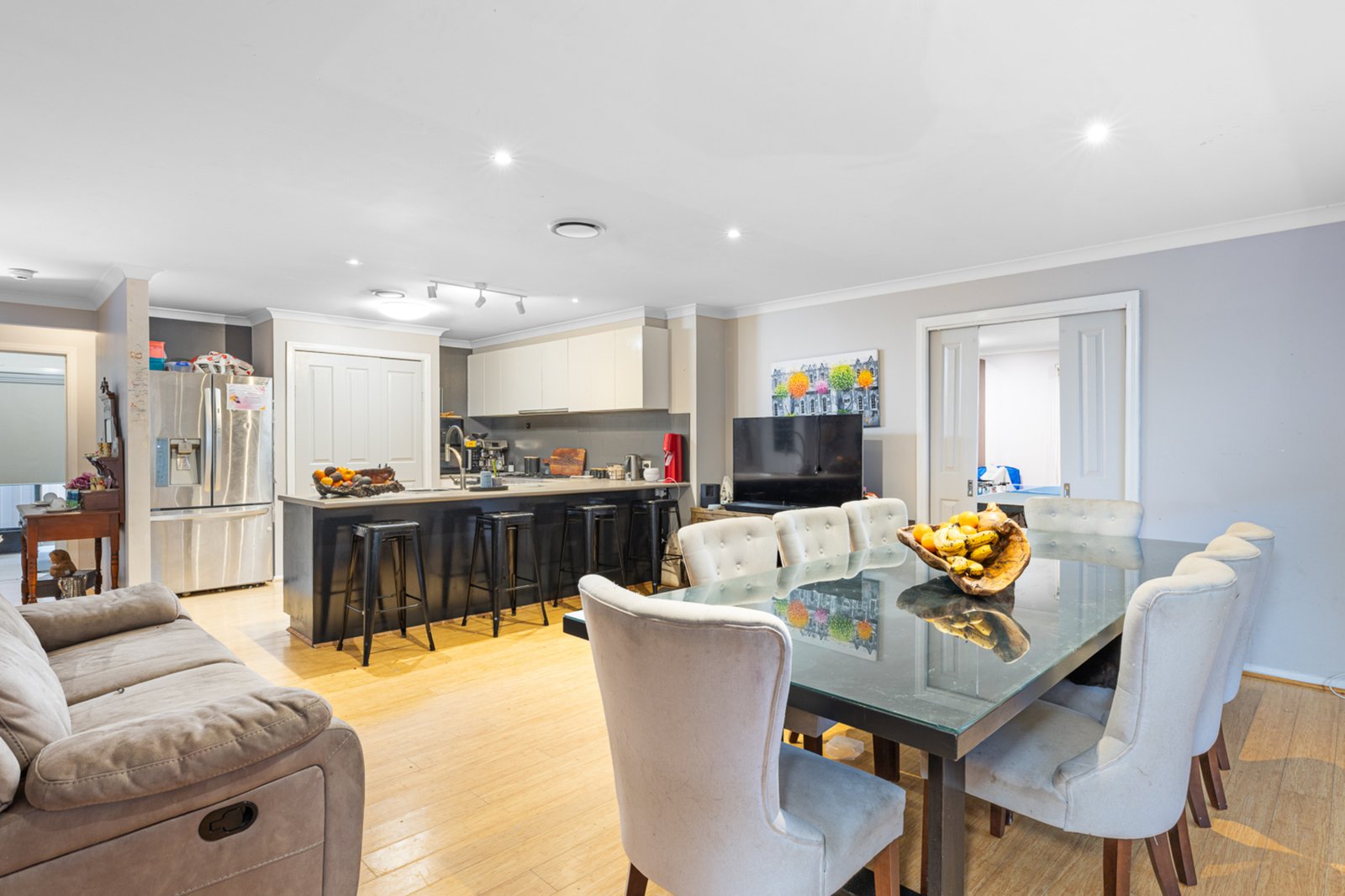 Gallery: 30 Canadian Crescent