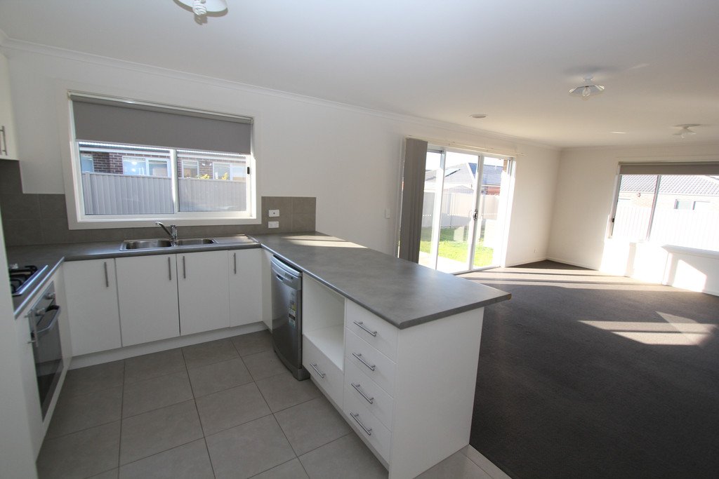 30 Canopy Avenue ALFREDTON 2