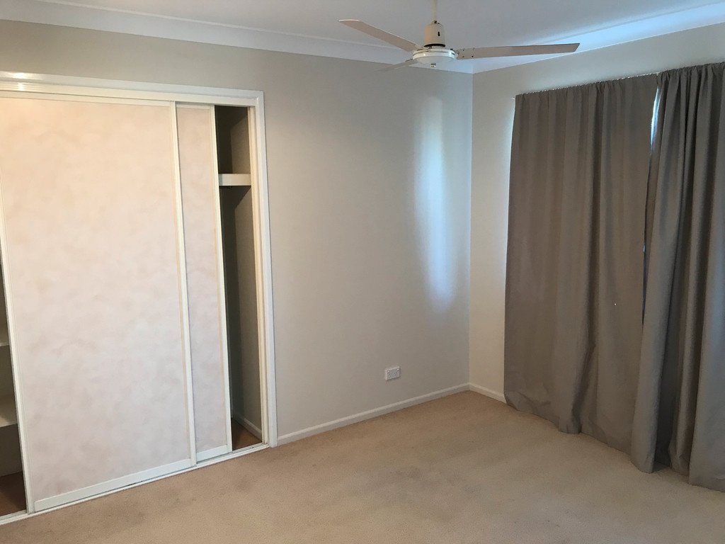 30 Carinya Drive CLINTON 4