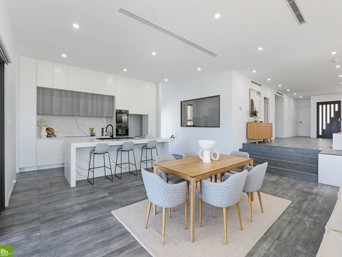 30 Carlyle Close DAPTO 5