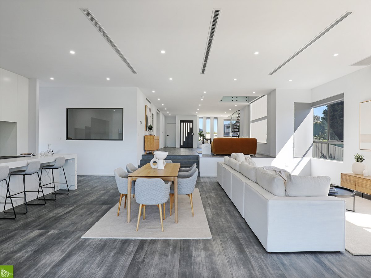 30 Carlyle Close DAPTO 8