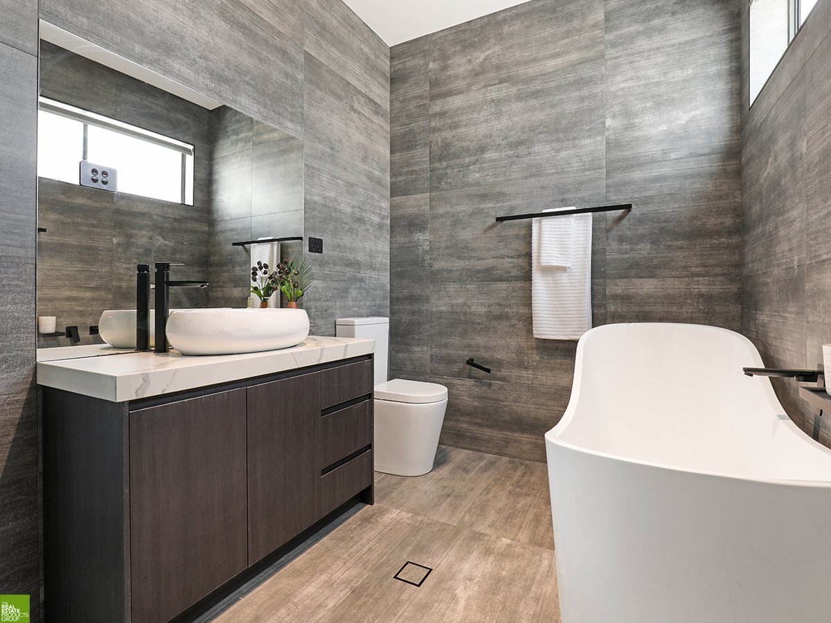 30 Carlyle Close DAPTO 13