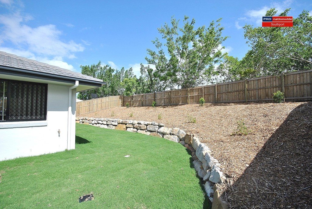 30 Carmen Court OXENFORD 12